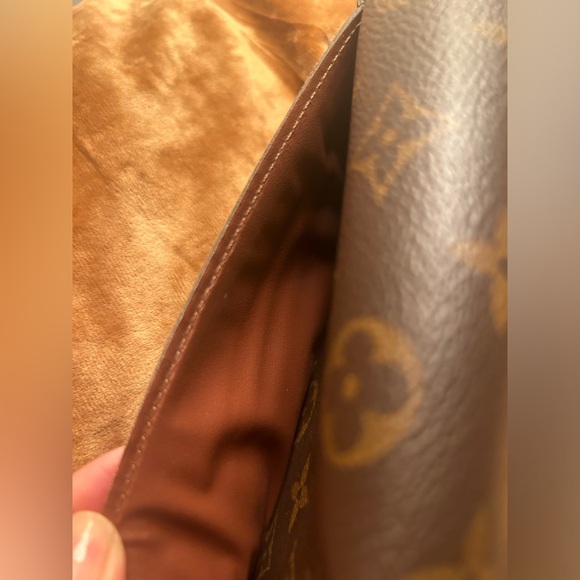 Authentic Louis Vuitton Portefeuille Sarah Wallet - Picture 8 of 17